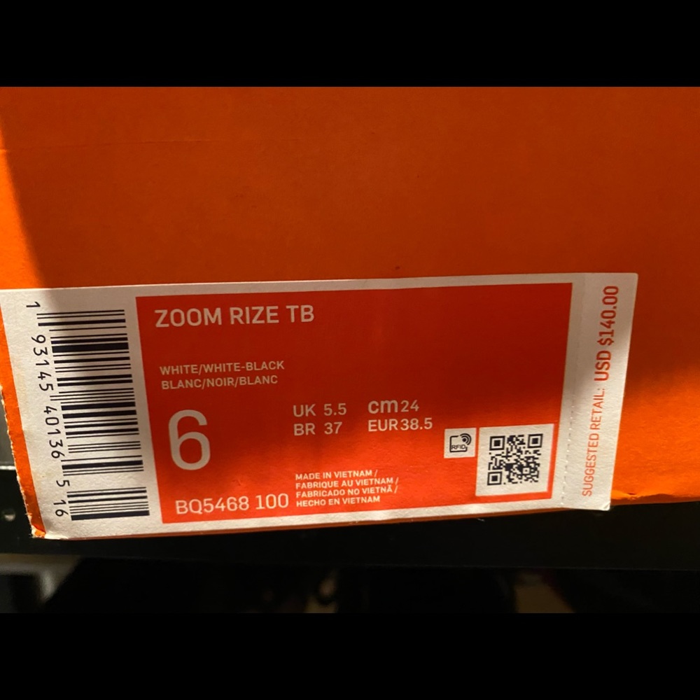NWB Nike Zoom Rize TB. White and black - Picture 2 of 8